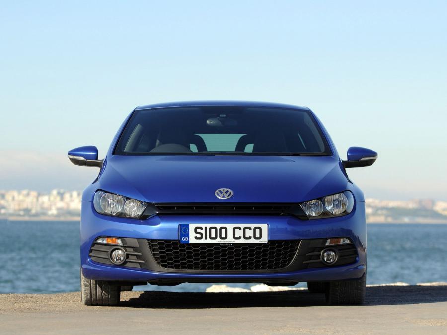  Volkswagen Scirocco 2008 года  (UK) (фото 13 из 28)